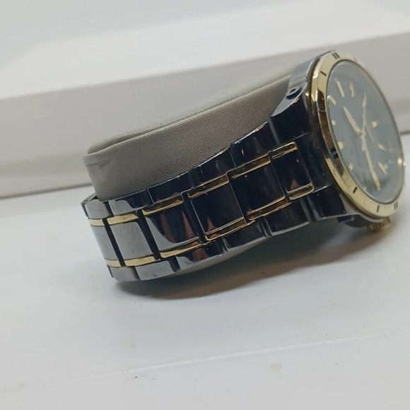 MEN'S SEIKO CORE CASUAL WATCH - Picture 5 of 7